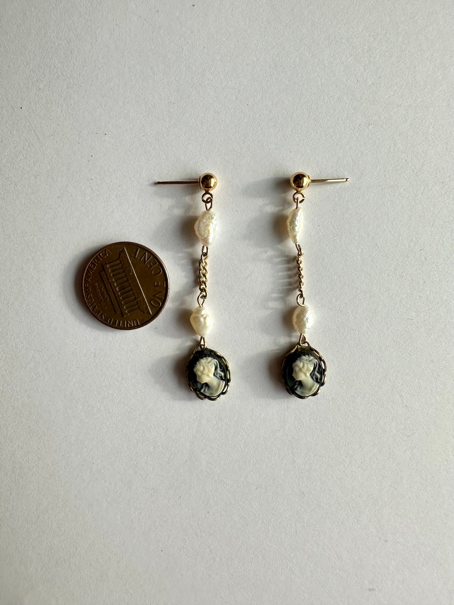 Cameo dangles