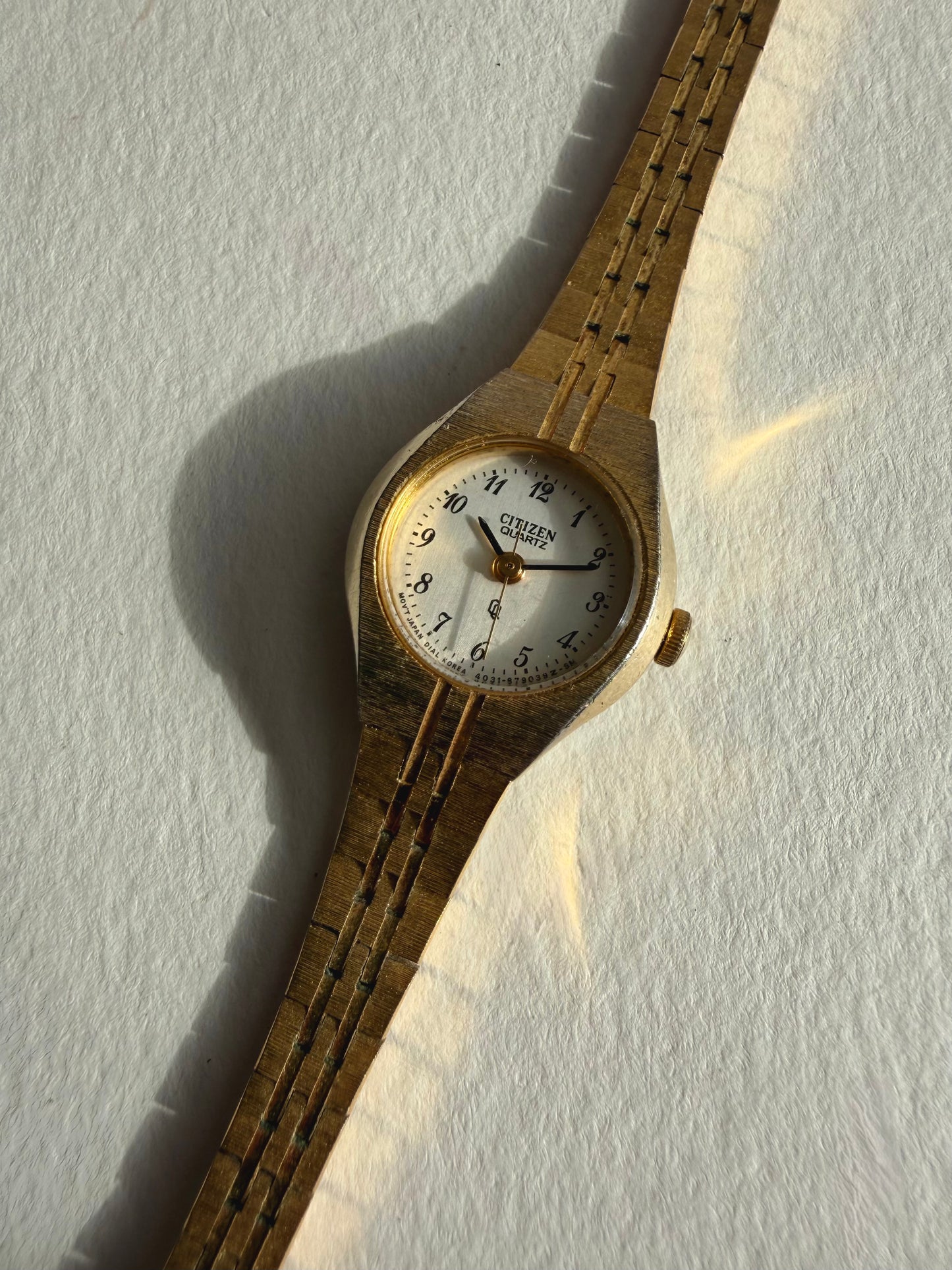Vintage Citizen Gold Tone Round Watch